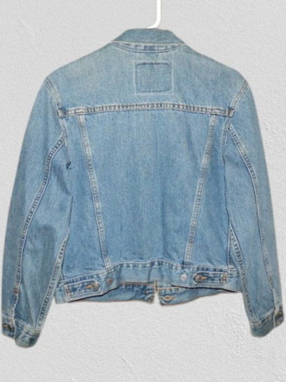 Women's Levi's Denim Trucker Jeans Jacket Vintage Type III Size Medium - Picture 2 of 12